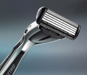 Schick Quattro 4-blade razor, 2003 Schick Quattro 4-blade razor, 2003